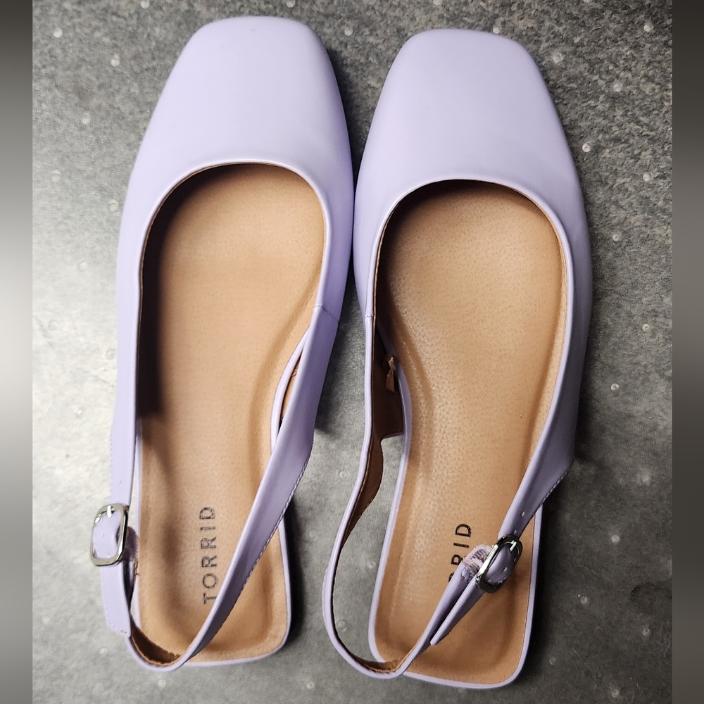 Torrid 9.5 Wide Lavender Flats